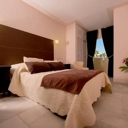 Apartamento Puerto Marina And Golf *